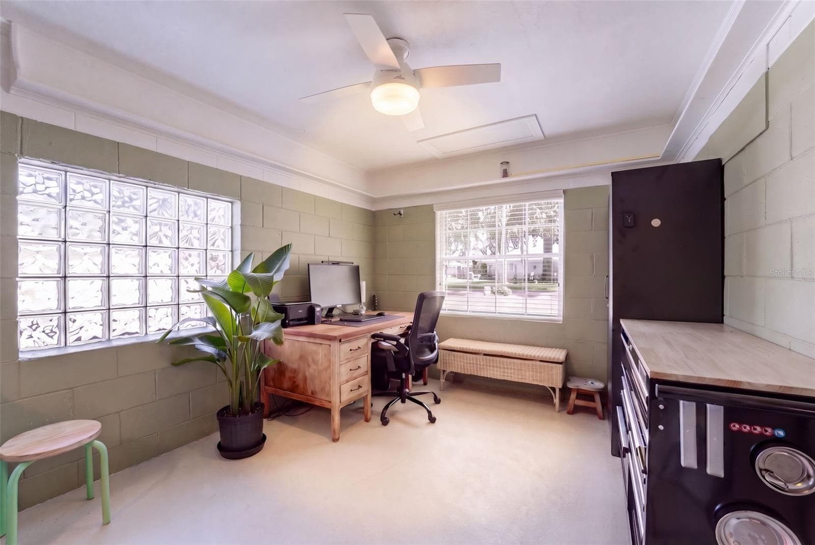 Single Family Residence at 524 S HIGHLAND AVE, WINTER GARDEN, photo 25 of 31