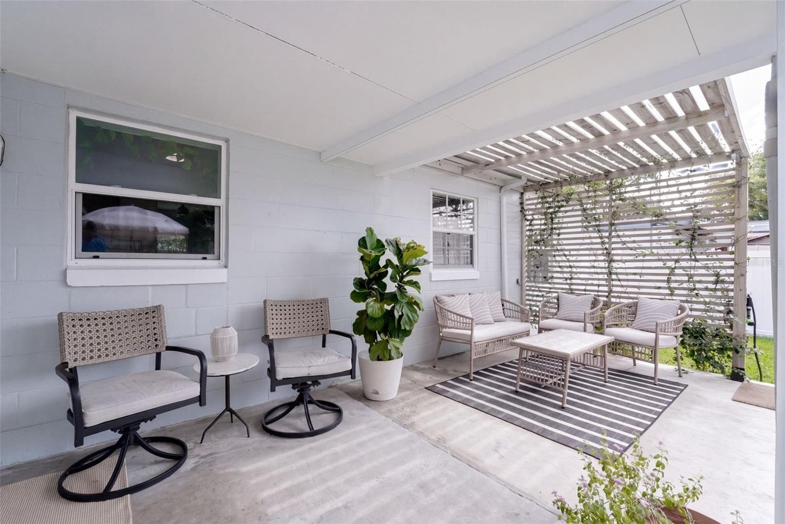 Single Family Residence at 524 S HIGHLAND AVE, WINTER GARDEN, photo 27 of 31