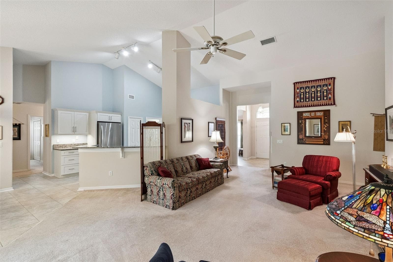 Family Room - 13624 BLUEWATER CIR, ORLANDO