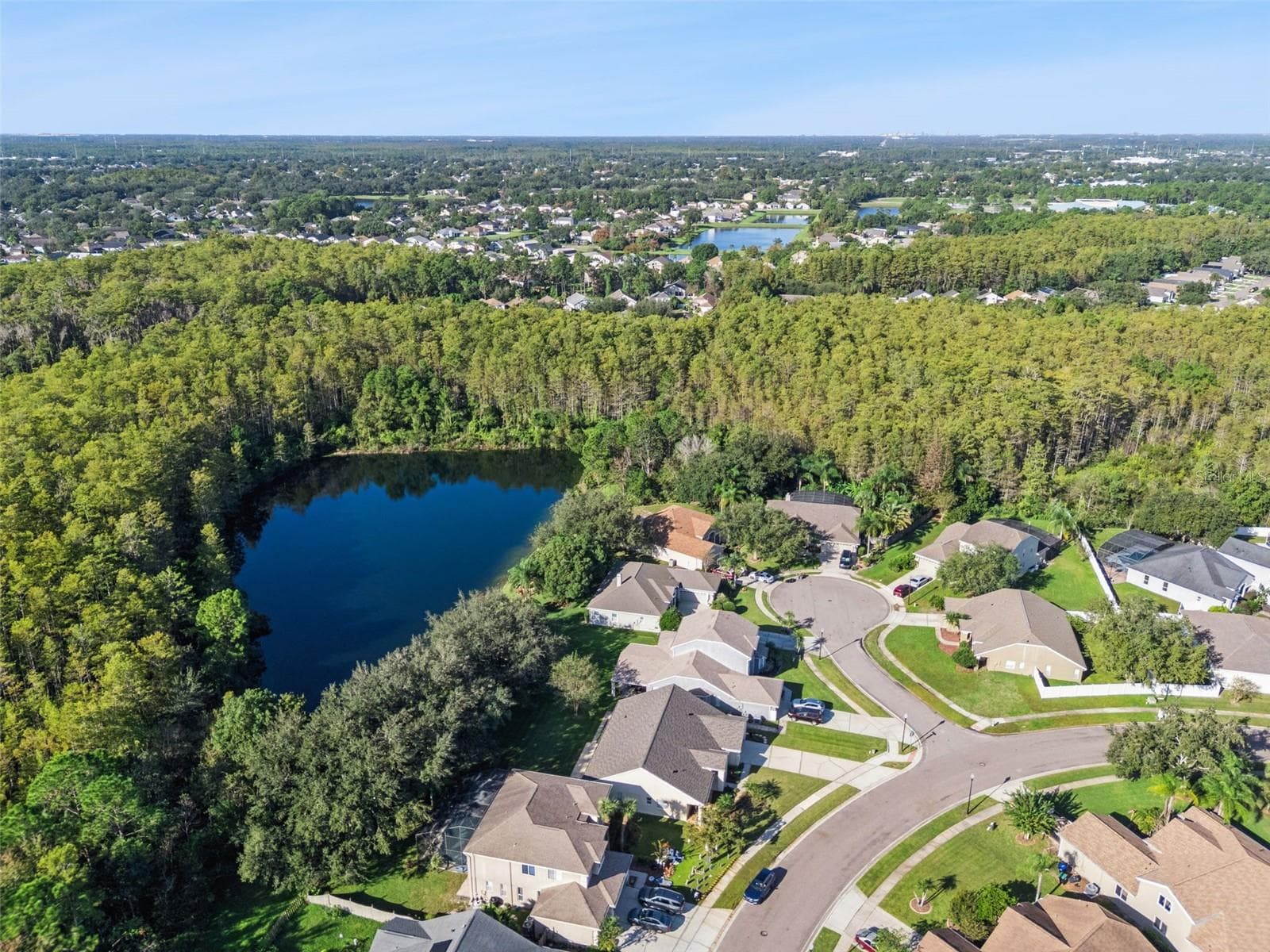 Single Family Residence at 13624 BLUEWATER CIR, ORLANDO, photo 36 of 50