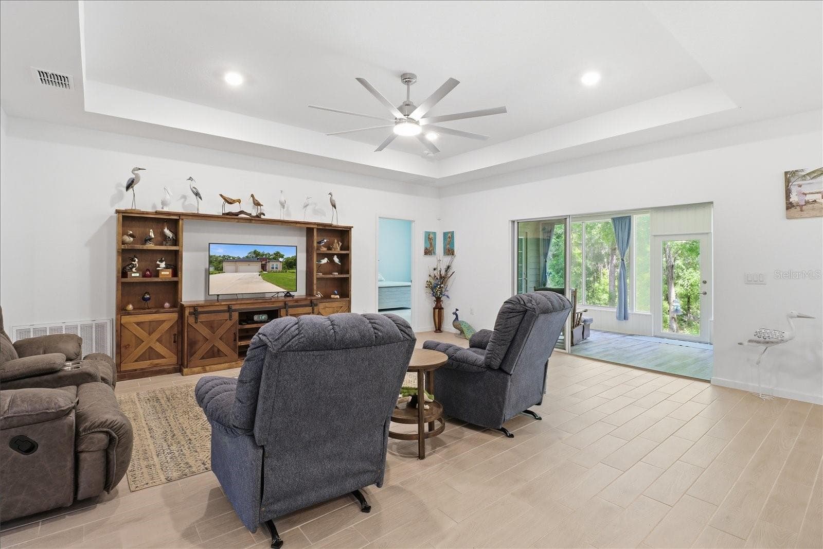 Single Family Residence at 19511 SW 77TH LOOP, DUNNELLON, photo 9 of 46