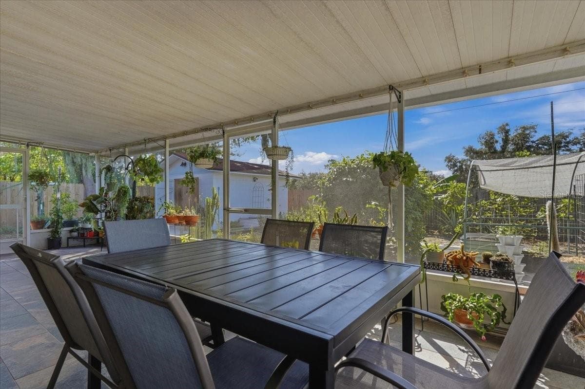 Rear screened porch - 4801 WESTON RD, BARTOW