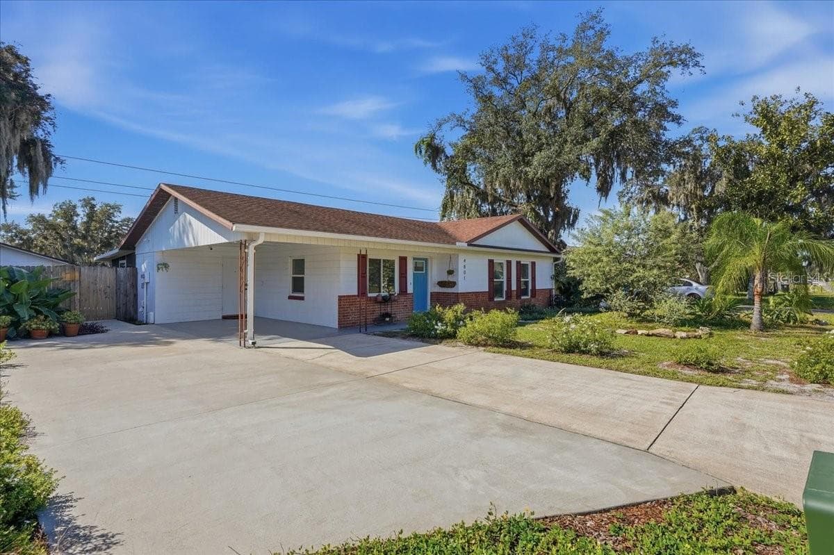 Front angle left - 4801 WESTON RD, BARTOW