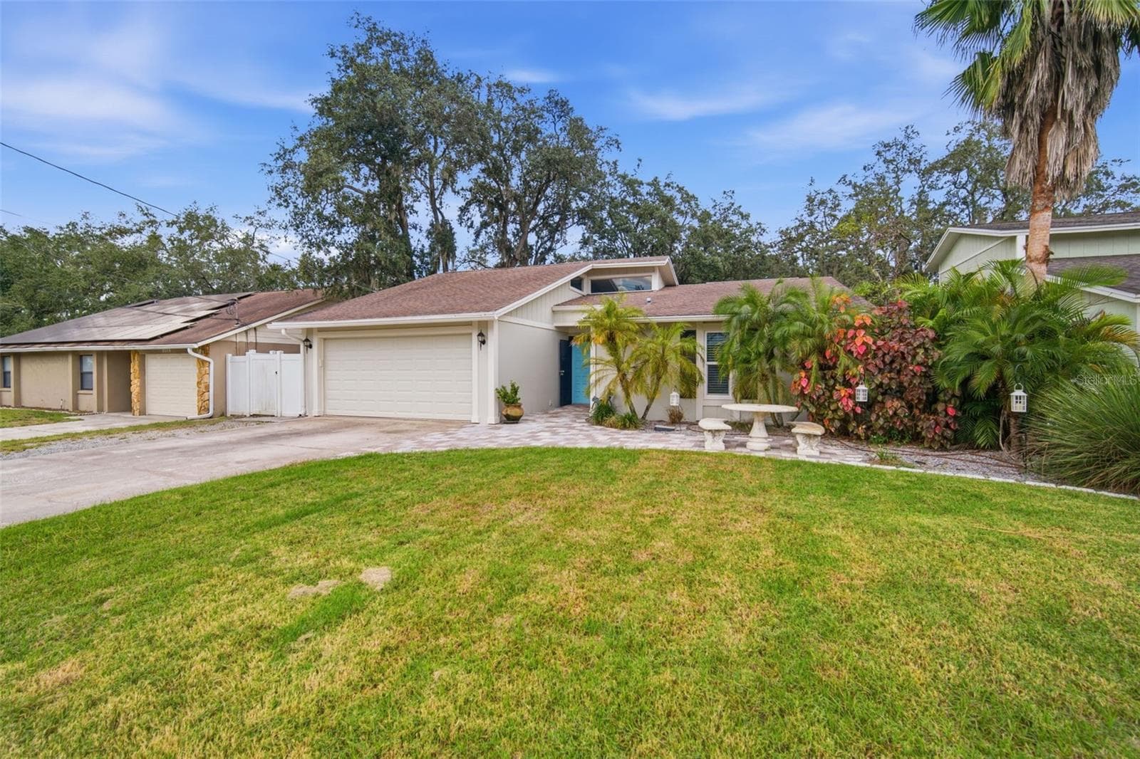 Single Family Residence at 5018 E LIBERTY ST, TAMPA, photo 2 of 51