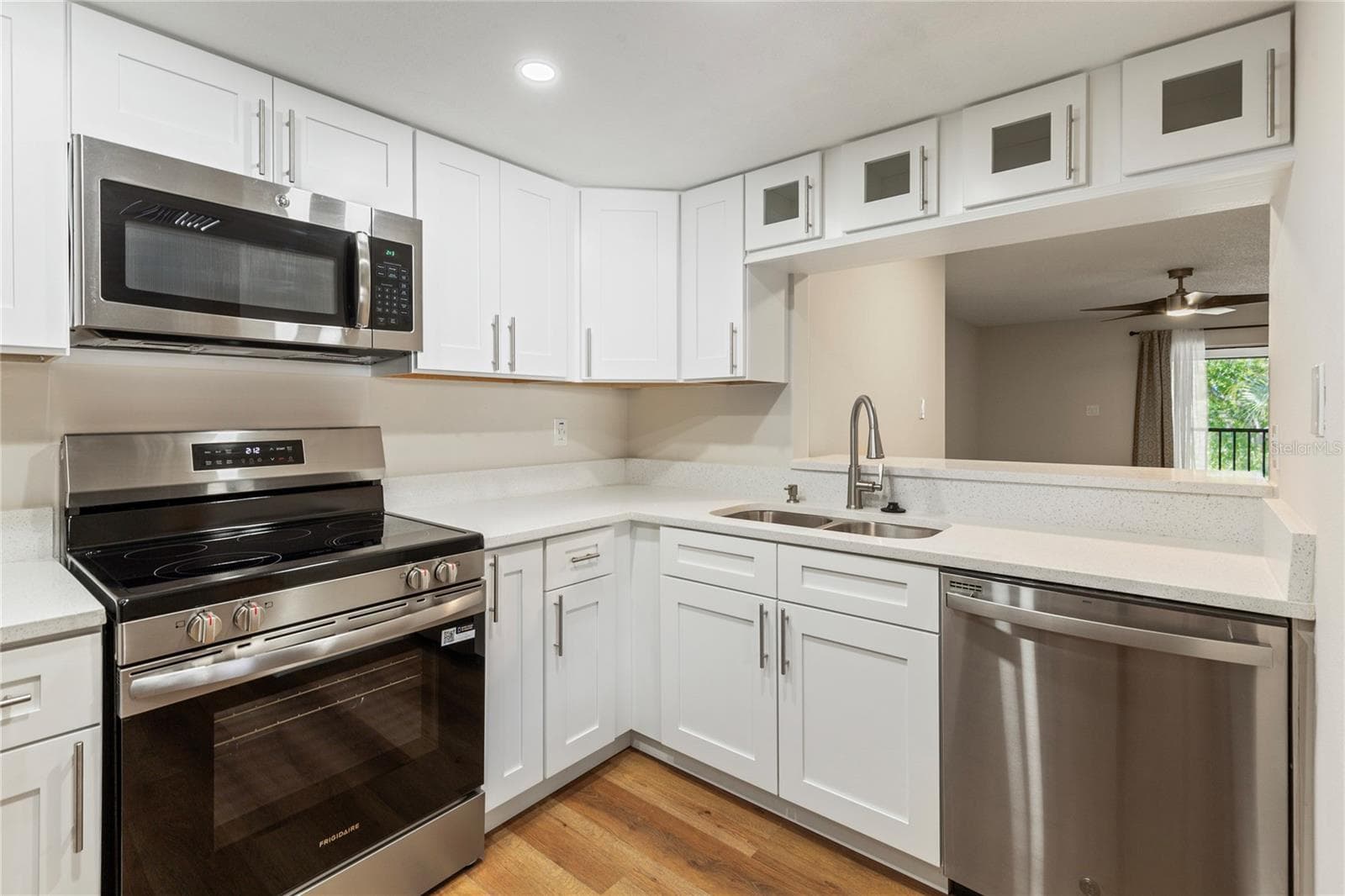 Condominium at 2650 COUNTRYSIDE BLVD #B302, CLEARWATER, photo 5 of 35