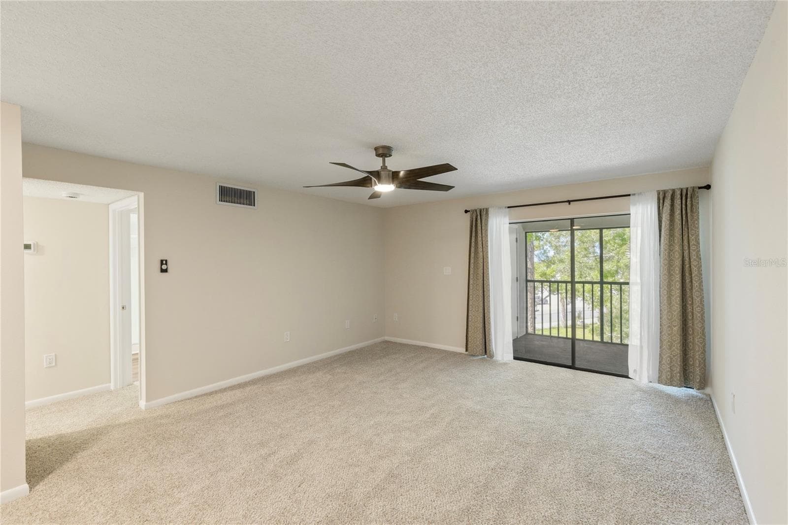 Condominium at 2650 COUNTRYSIDE BLVD #B302, CLEARWATER, photo 10 of 35