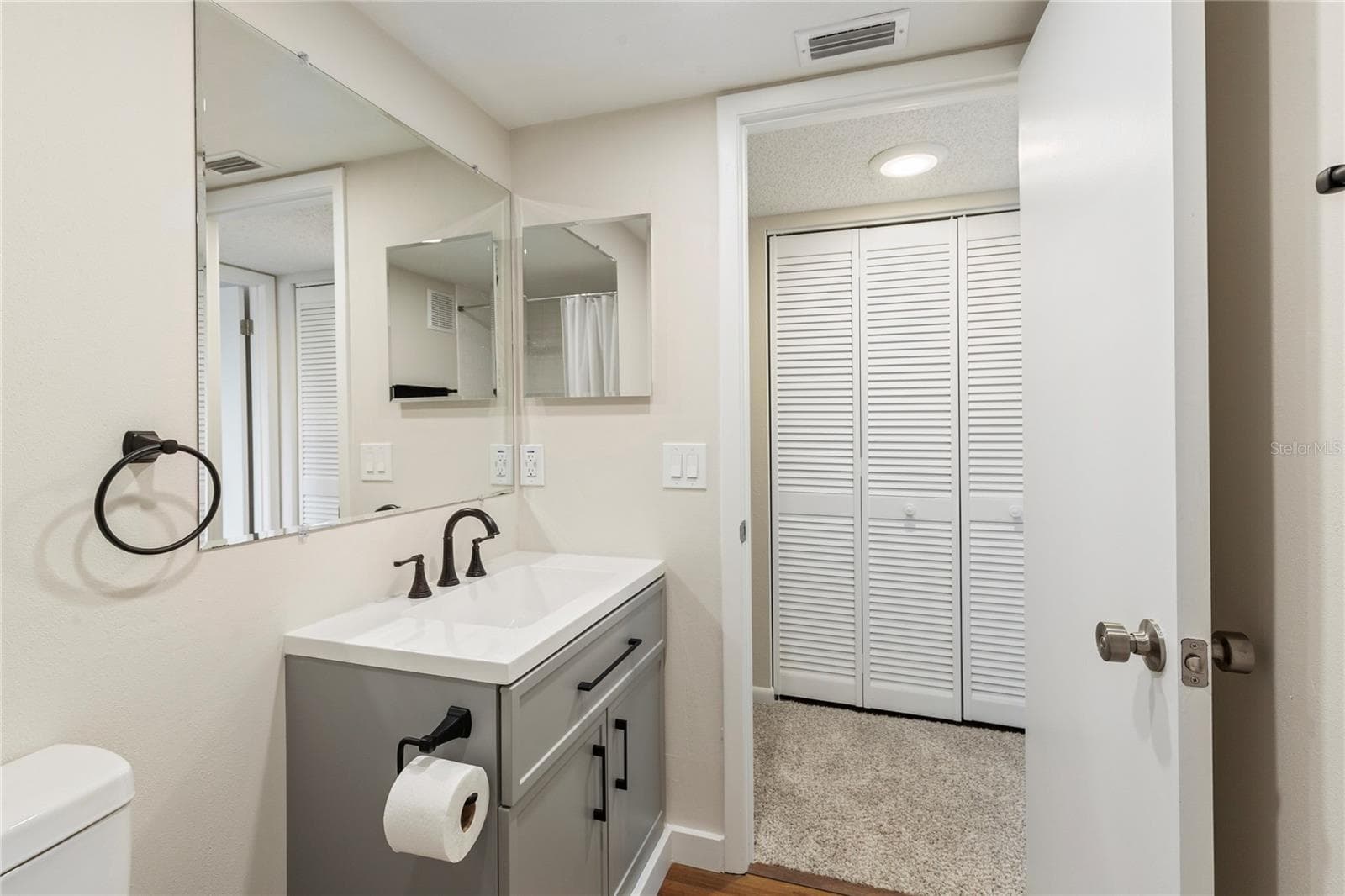 Condominium at 2650 COUNTRYSIDE BLVD #B302, CLEARWATER, photo 19 of 35