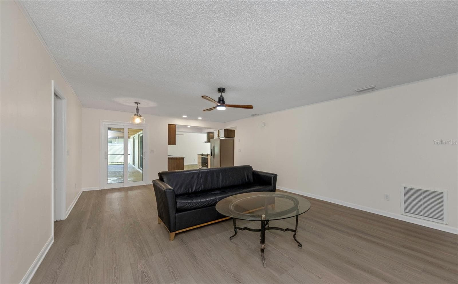 Family Room - 1926 BRAE MOOR DR, DUNEDIN
