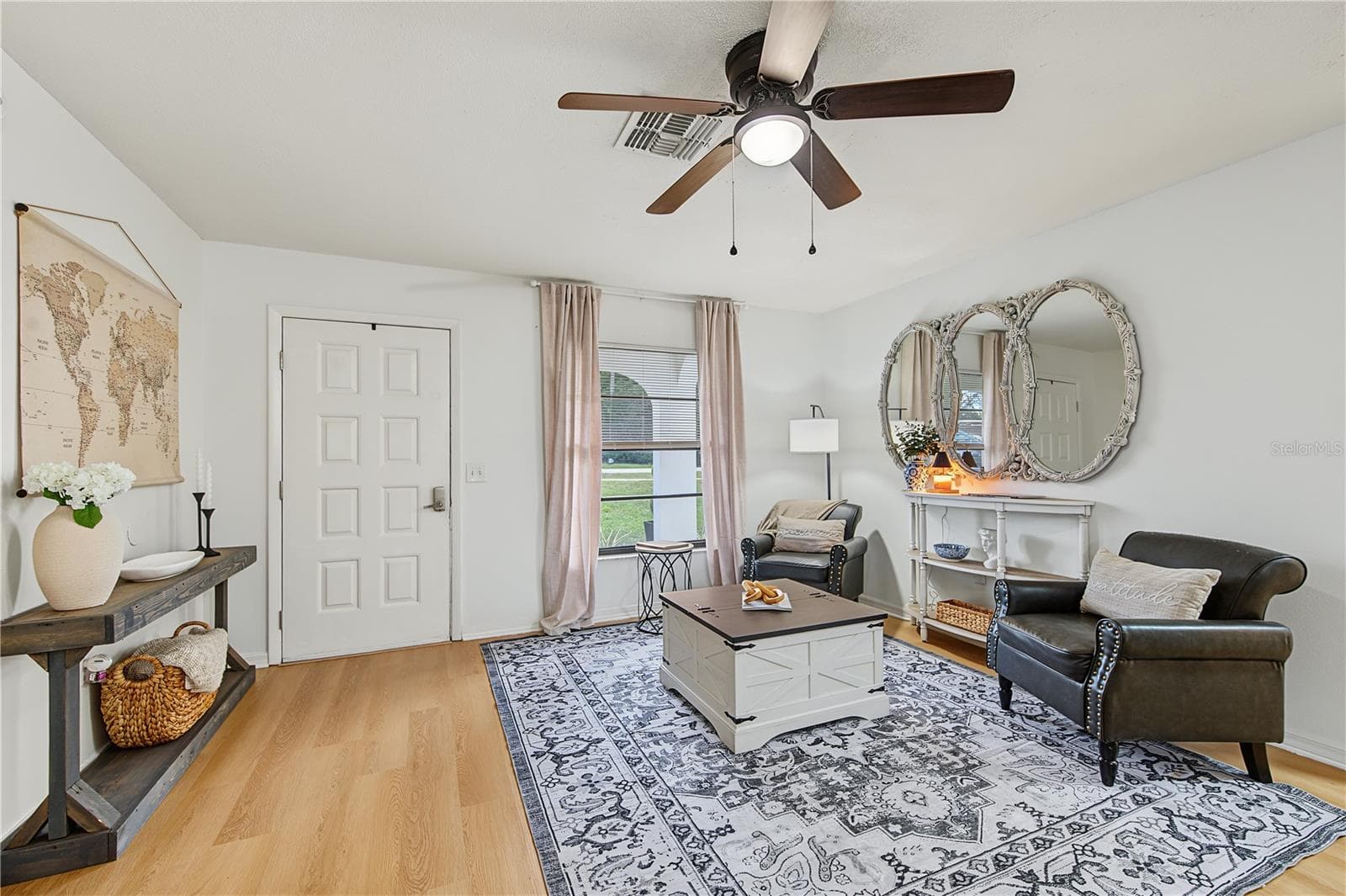 Single Family Residence at 12989 LINDEN DR, SPRING HILL, photo 6 of 41
