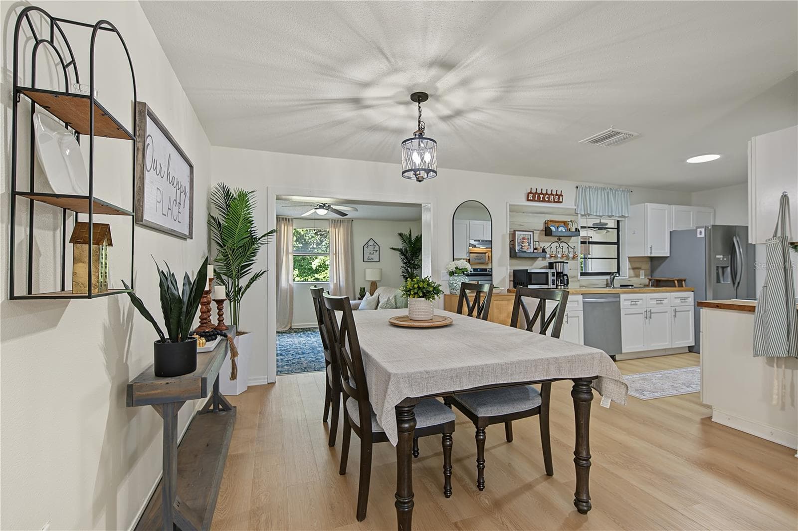 Single Family Residence at 12989 LINDEN DR, SPRING HILL, photo 10 of 41