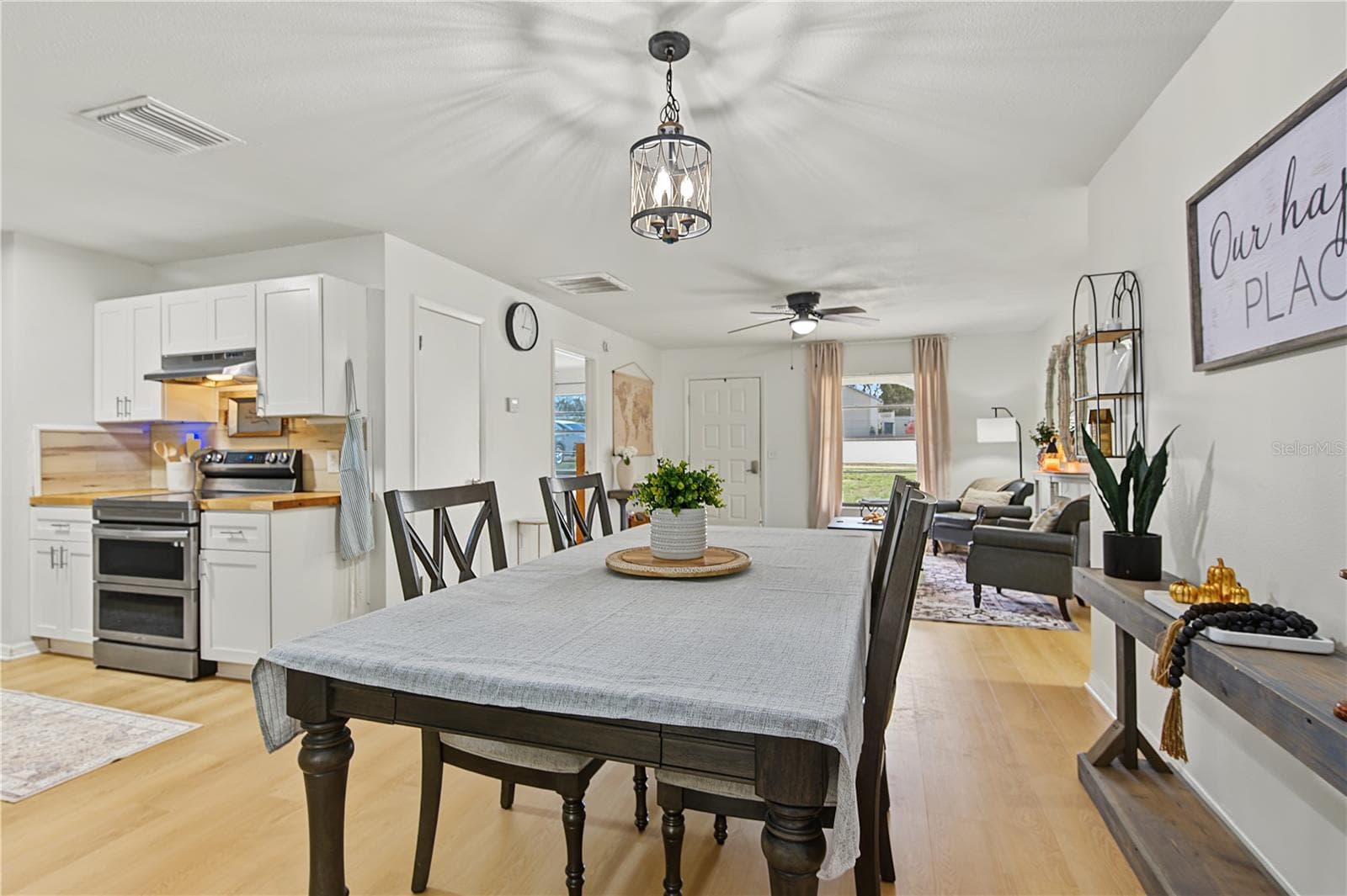 Single Family Residence at 12989 LINDEN DR, SPRING HILL, photo 11 of 41