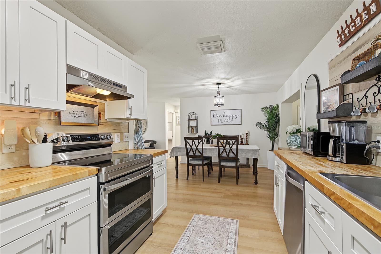 Single Family Residence at 12989 LINDEN DR, SPRING HILL, photo 14 of 41