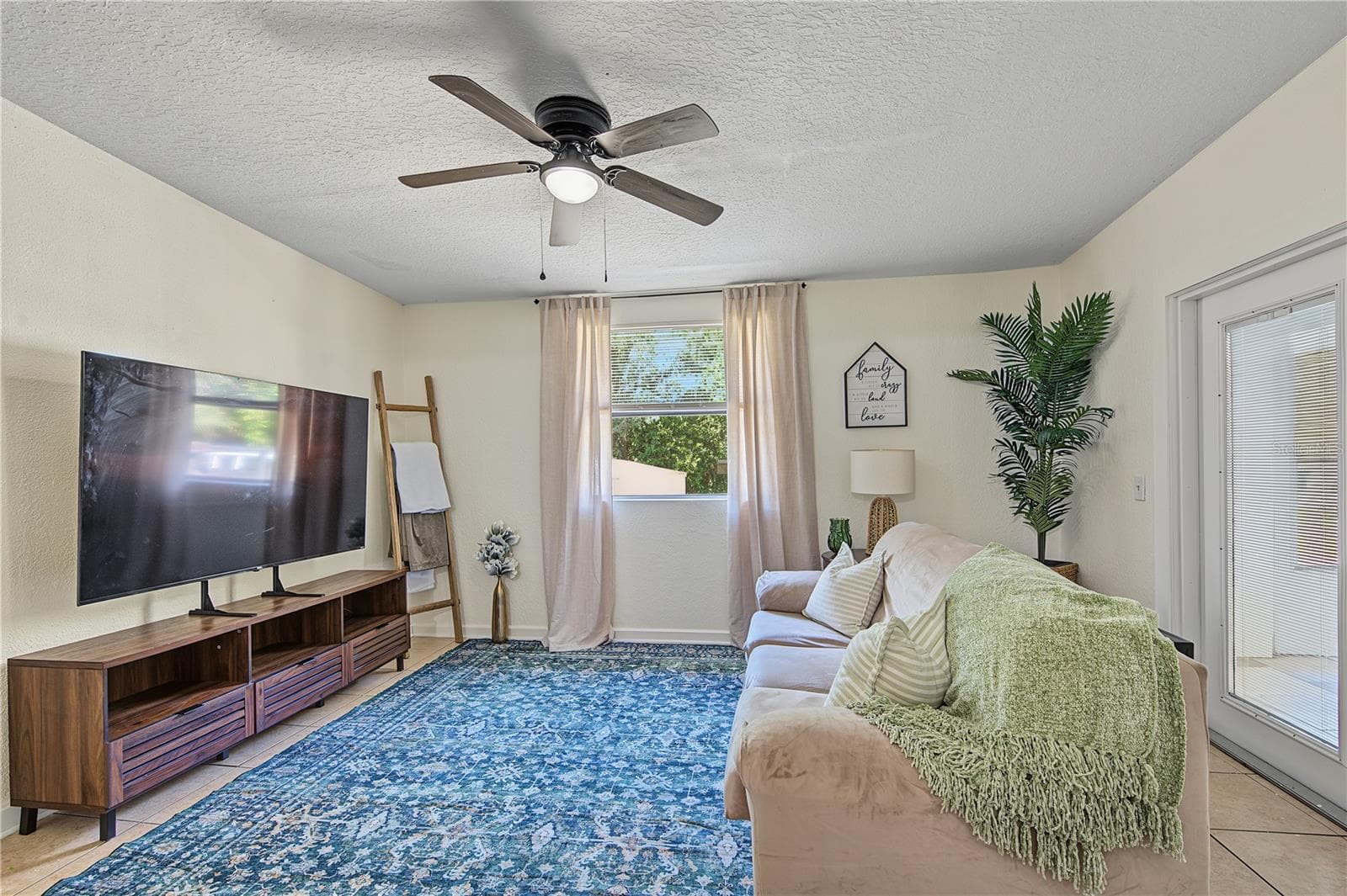 Single Family Residence at 12989 LINDEN DR, SPRING HILL, photo 25 of 41