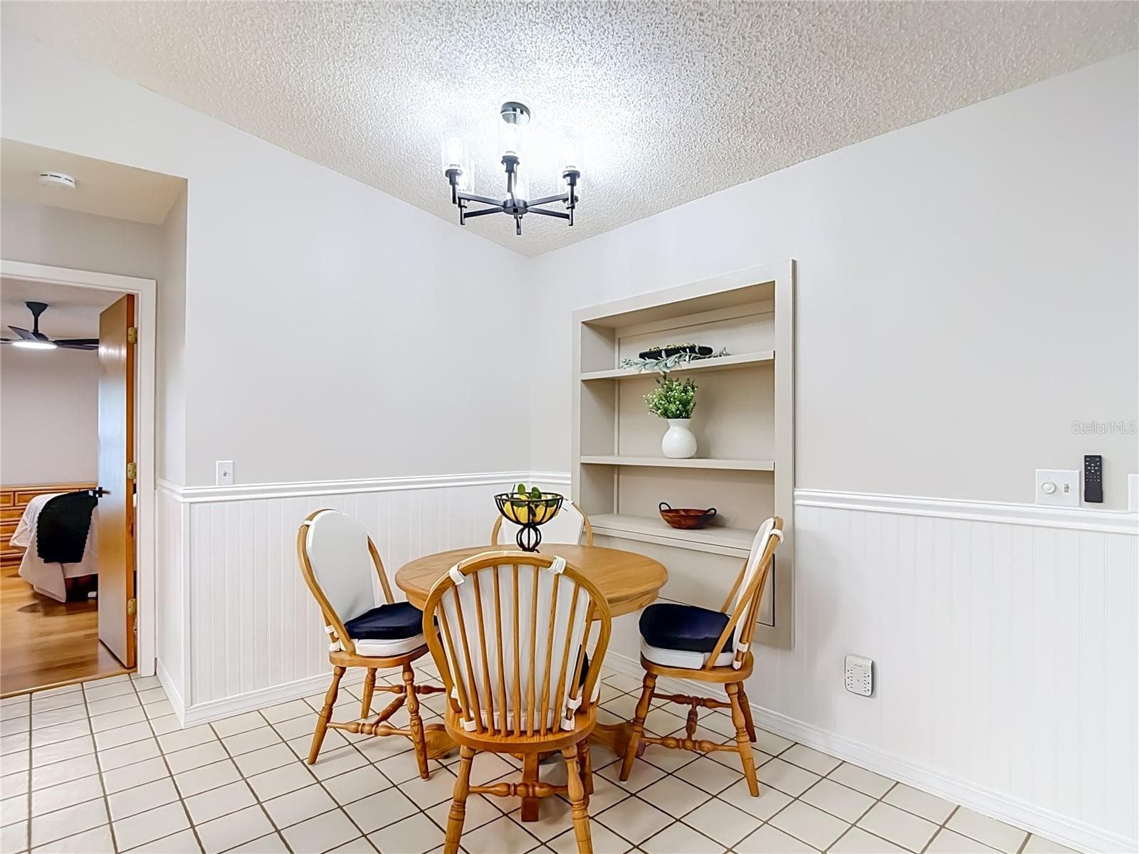 Single Family Residence at 12920 N ALBANY AVE, TAMPA, photo 13 of 67