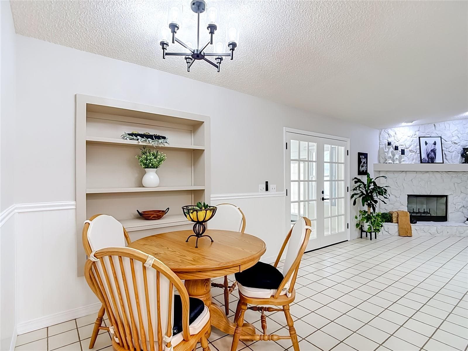 Single Family Residence at 12920 N ALBANY AVE, TAMPA, photo 14 of 67