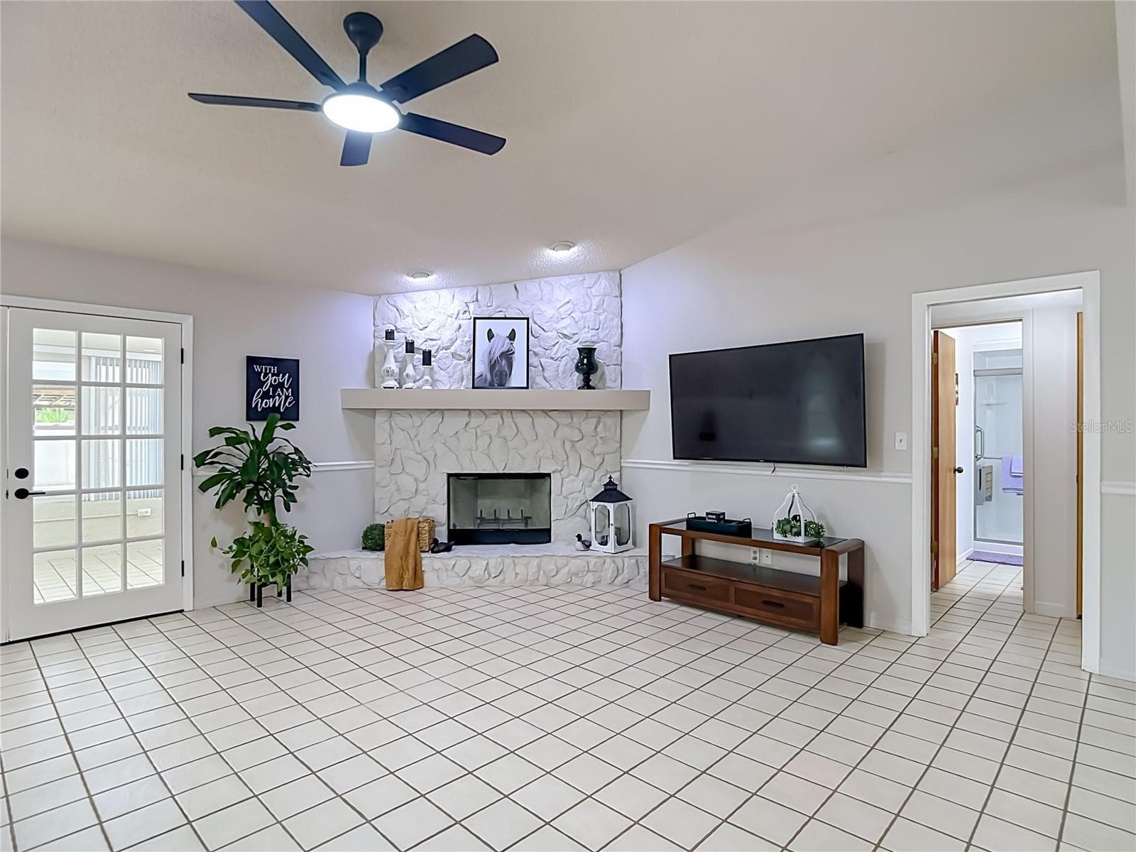 Single Family Residence at 12920 N ALBANY AVE, TAMPA, photo 17 of 67