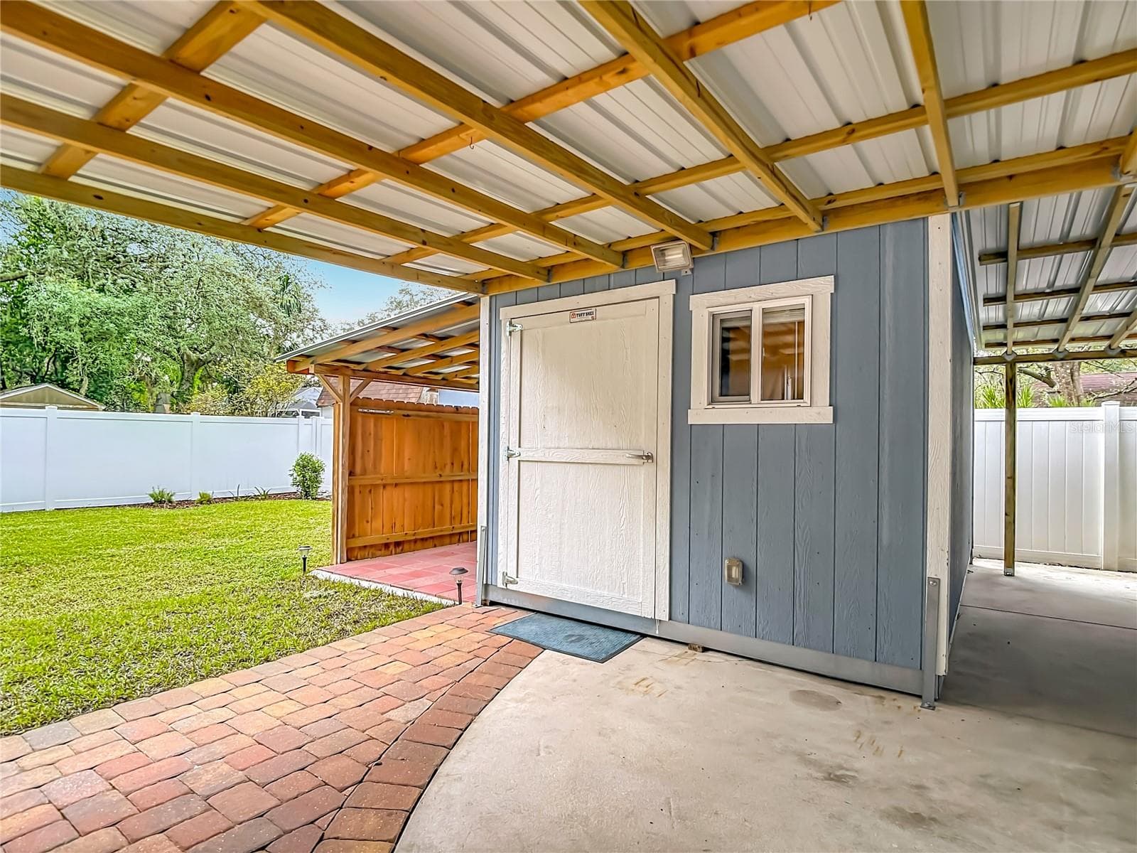 Single Family Residence at 12920 N ALBANY AVE, TAMPA, photo 55 of 67