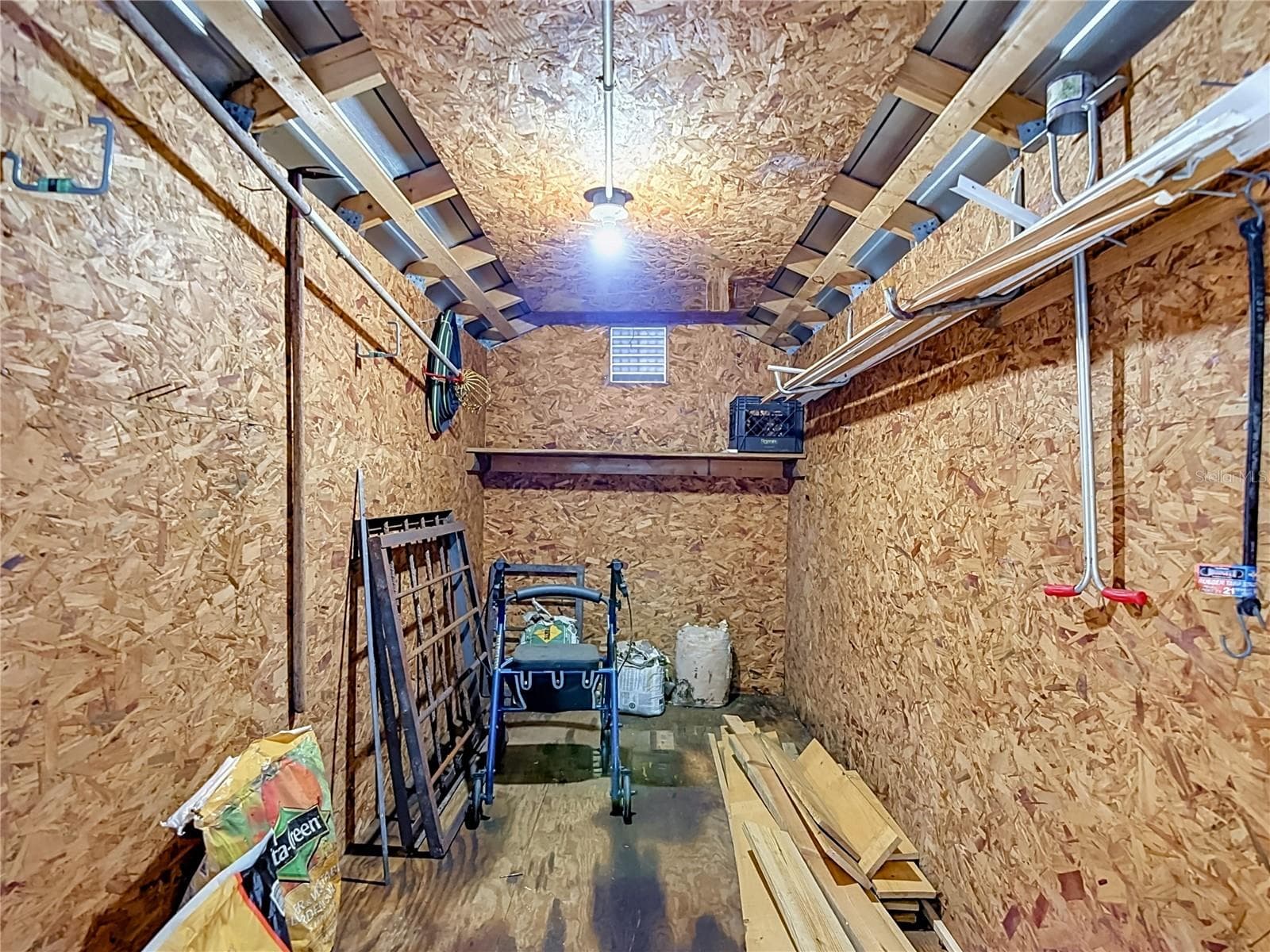 Single Family Residence at 12920 N ALBANY AVE, TAMPA, photo 60 of 67