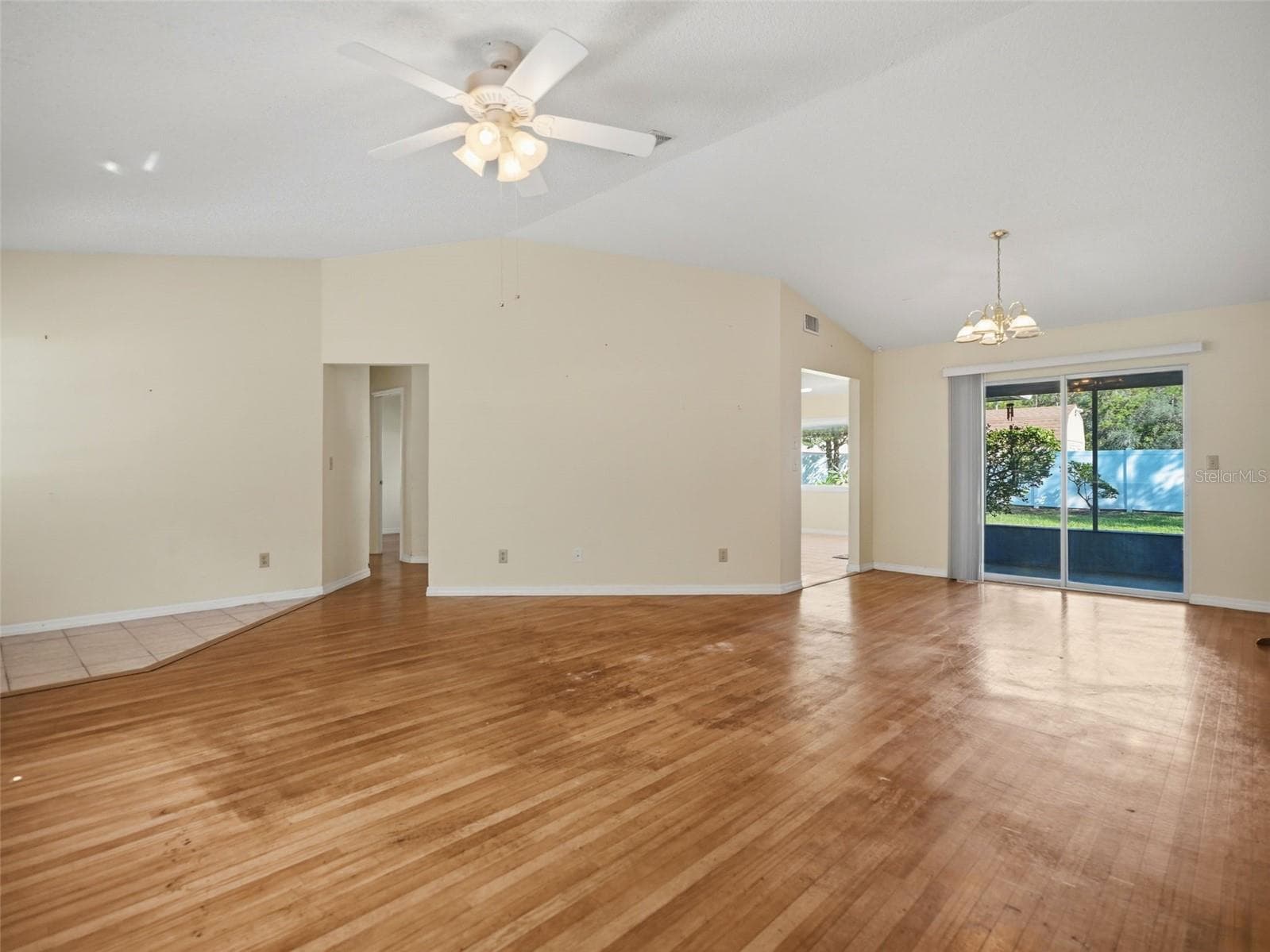 Single Family Residence at 10431 NORVELL RD, SPRING HILL, photo 6 of 48