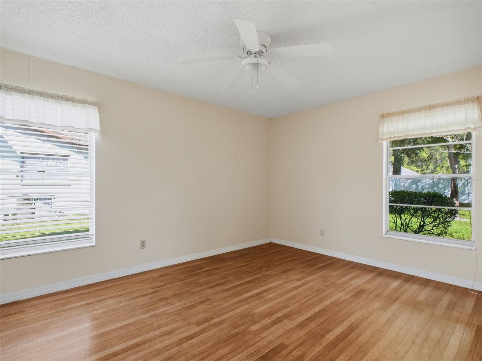 Single Family Residence at 10431 NORVELL RD, SPRING HILL, photo 27 of 48