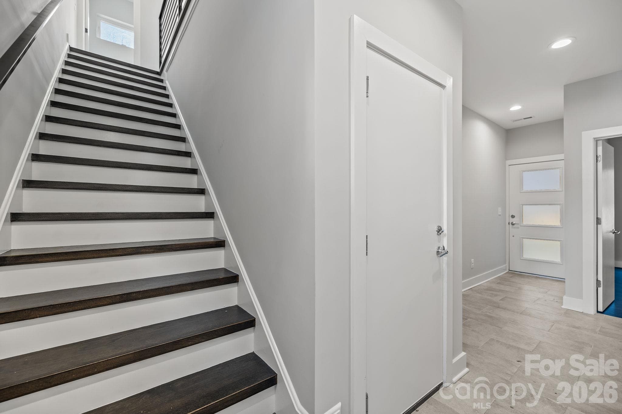 Condominium at 928 Westbrook Drive, Charlotte, photo 33 of 41