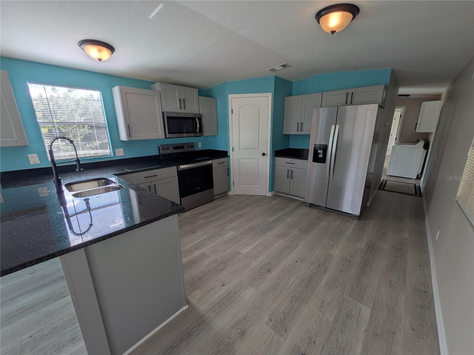 KITCHEN - 3125 BAYBERRY AVE, PUNTA GORDA
