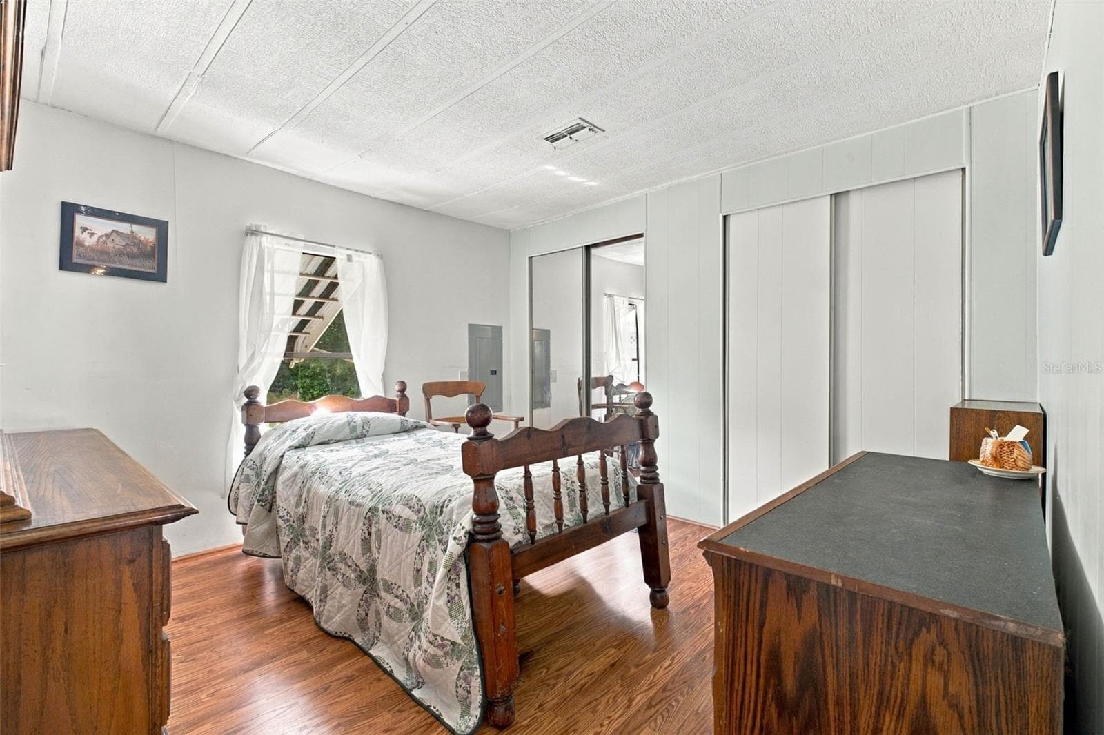 Manufactured Home at 39353 SYCAMORE LN, ZEPHYRHILLS, photo 21 of 32