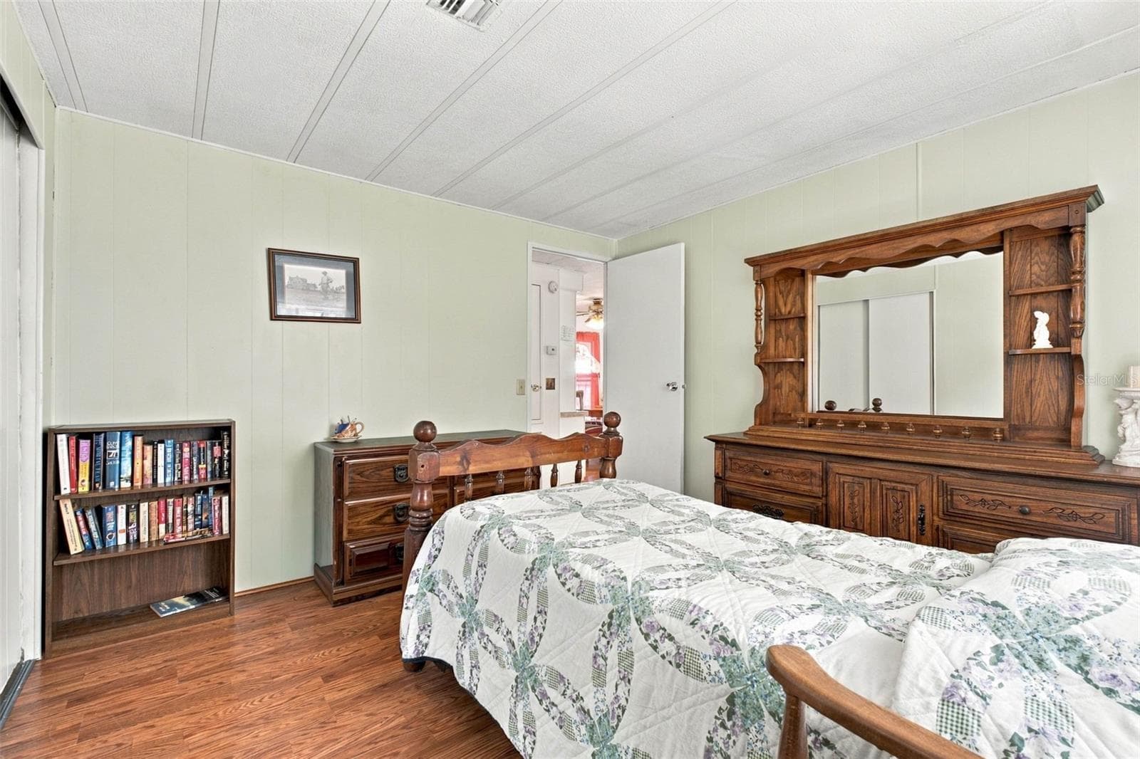 Manufactured Home at 39353 SYCAMORE LN, ZEPHYRHILLS, photo 23 of 32
