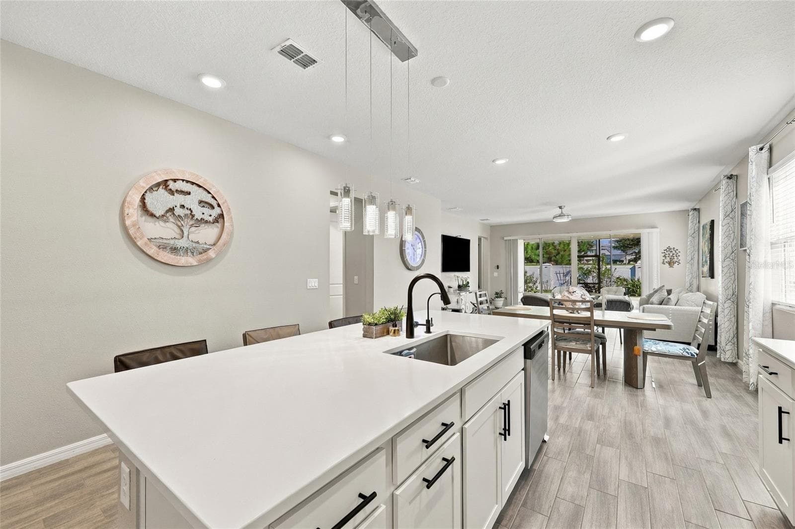 Single Family Residence at 1042 HEIRLOOM DR, HAINES CITY, photo 3 of 44