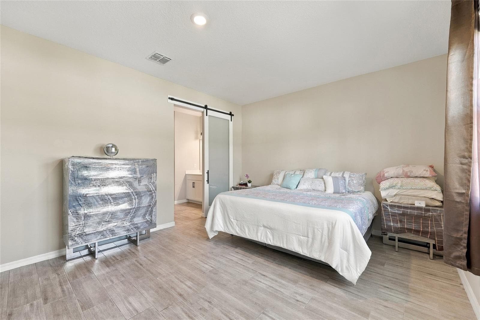 Single Family Residence at 1042 HEIRLOOM DR, HAINES CITY, photo 15 of 44