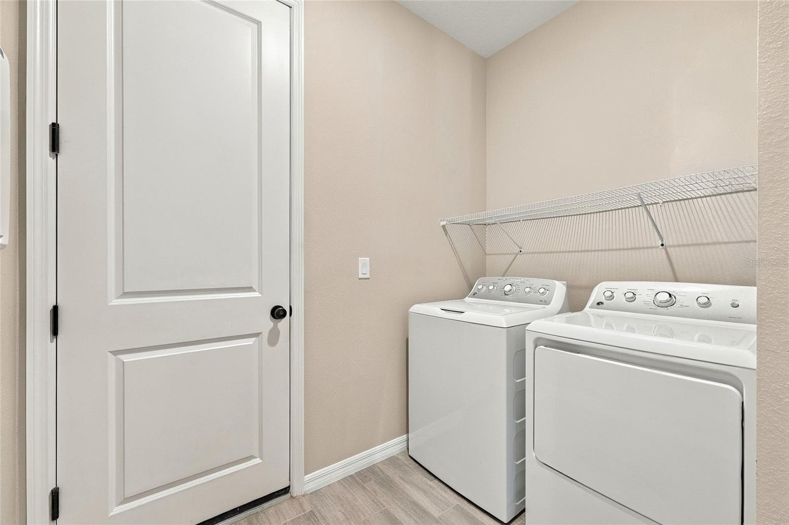 Single Family Residence at 1042 HEIRLOOM DR, HAINES CITY, photo 27 of 44