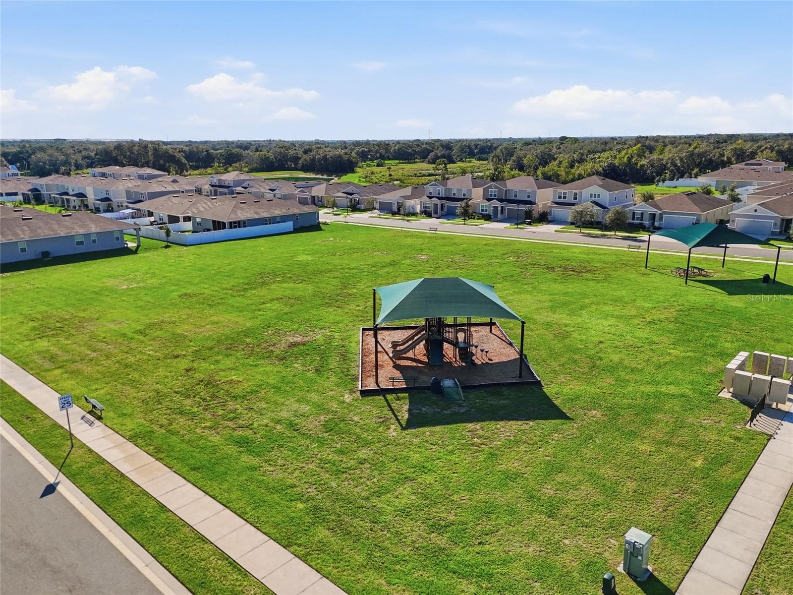 Single Family Residence at 1042 HEIRLOOM DR, HAINES CITY, photo 42 of 44