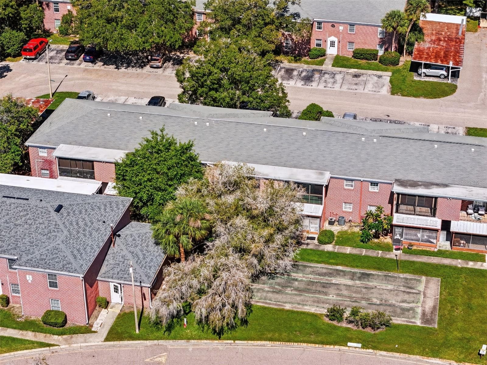 Condominium at 1124 85TH TER N #D, ST PETERSBURG, photo 33 of 41