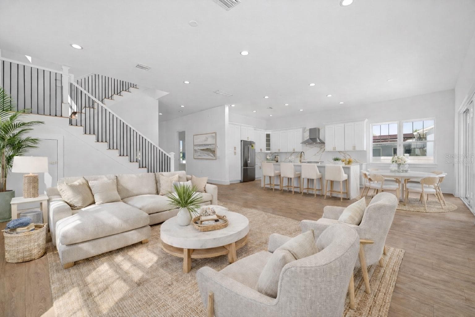 Expansive great room (virtually staged) - 842 30TH AVE, ST PETERSBURG