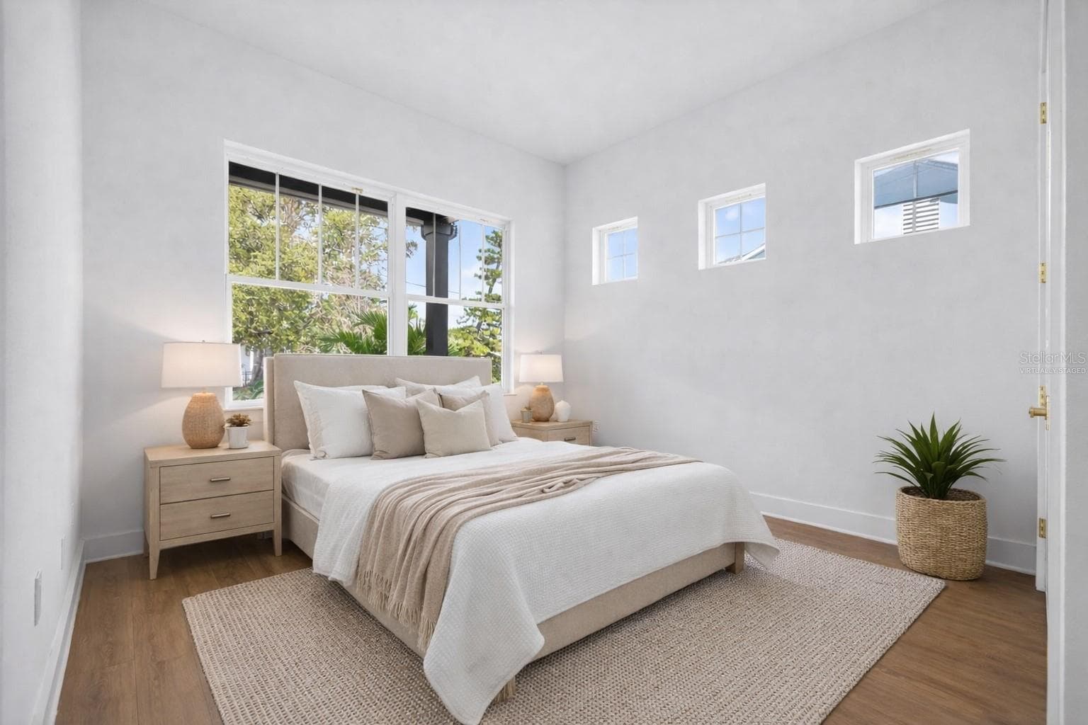 Downstairs Bedroom 4 w/ En-Suite (virtually staged) - 842 30TH AVE, ST PETERSBURG