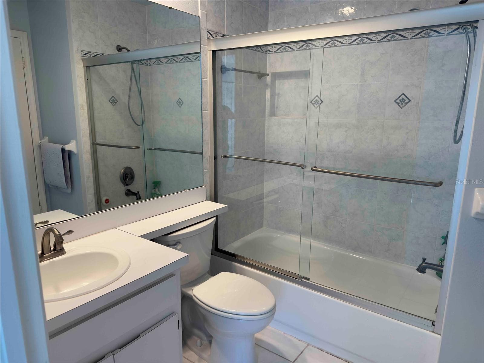 Townhouse at 5143 NORTHDALE BLVD, TAMPA, photo 10 of 17