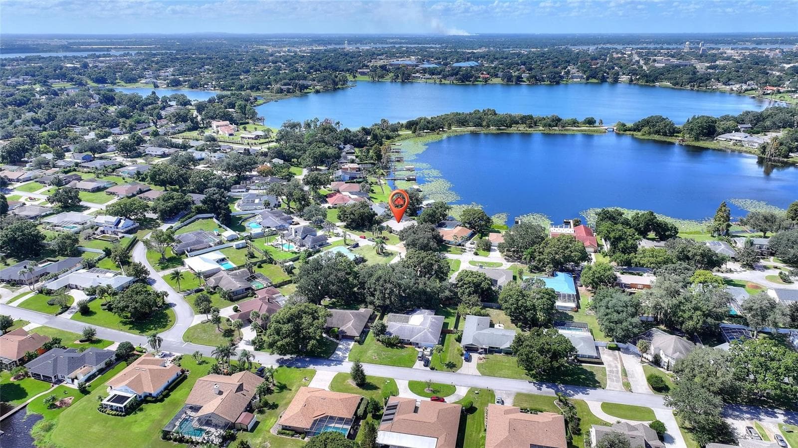 Single Family Residence at 251 LAKE LINK, WINTER HAVEN, photo 8 of 51