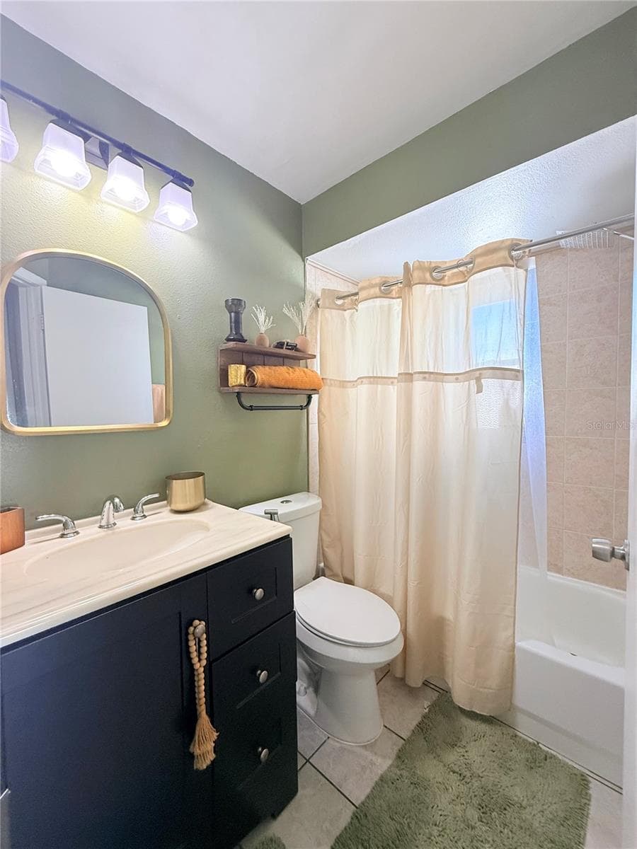 Single Family Residence at 10957 BRIGHTSIDE DR, TAMPA, photo 19 of 30