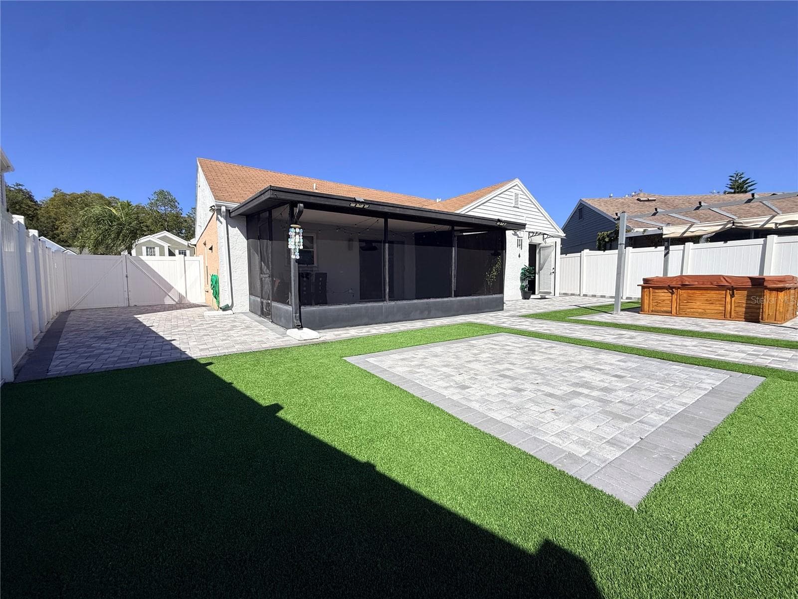 Single Family Residence at 10957 BRIGHTSIDE DR, TAMPA, photo 27 of 30