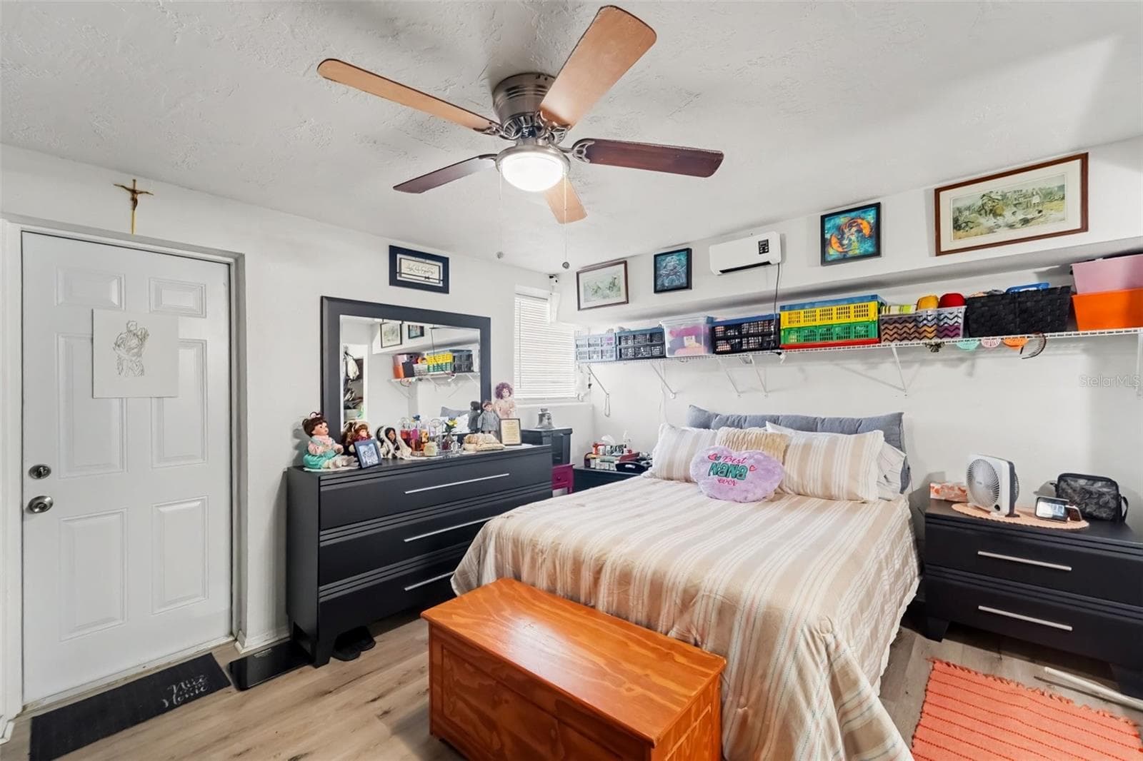Single Family Residence at 2049 MAUREEN DR, HOLIDAY, photo 12 of 26