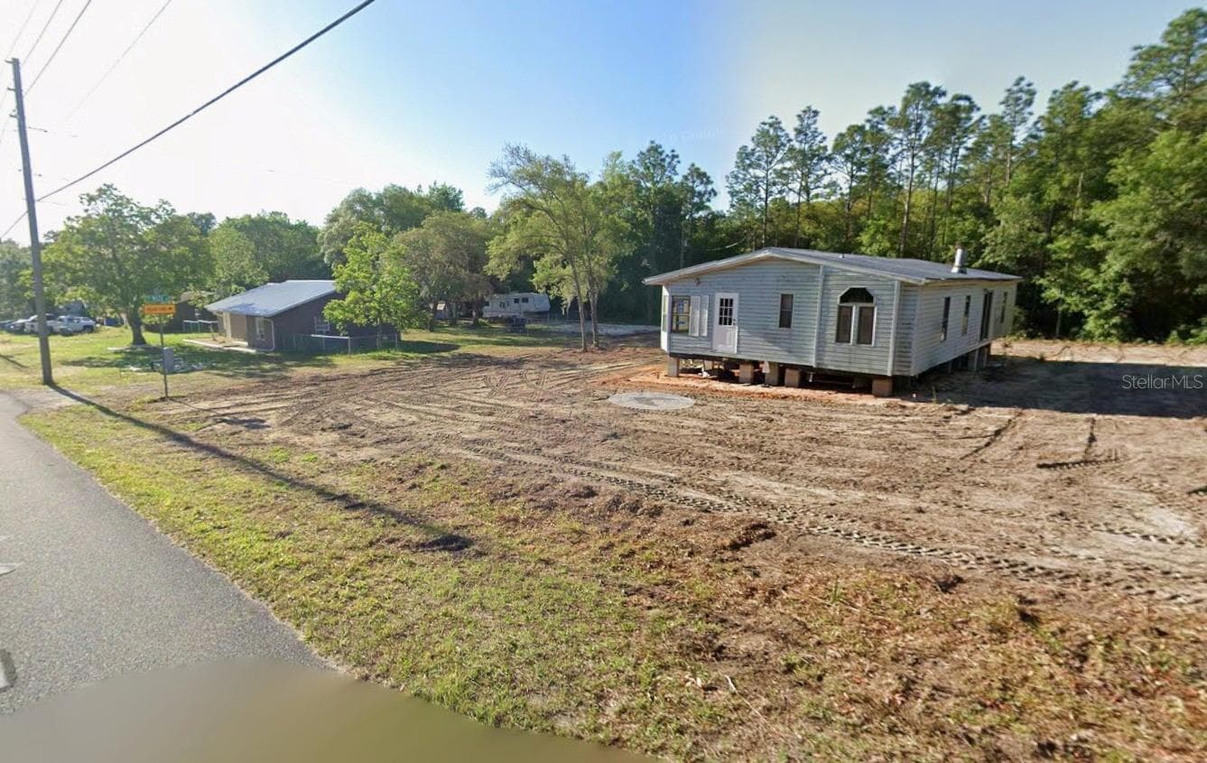 Manufactured Home at 1150 E RAY ST, HERNANDO, photo 4 of 18