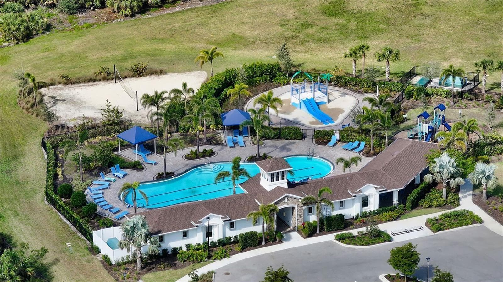 Community pool - 5731 WOODLAND SAGE DR, SARASOTA