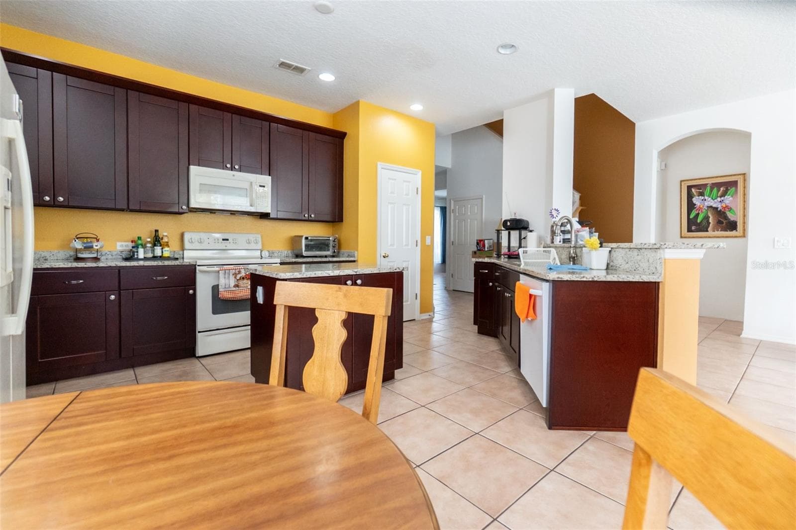 Single Family Residence at 7908 BEAR CLAW RUN, ORLANDO, photo 5 of 33