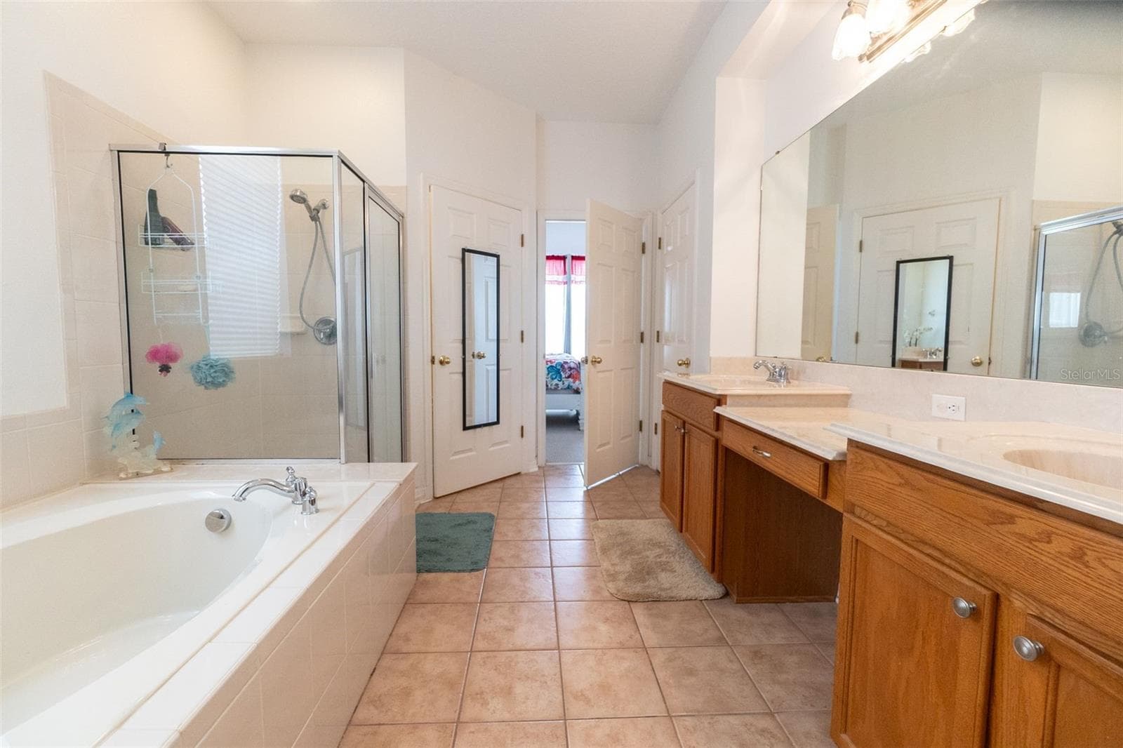Single Family Residence at 7908 BEAR CLAW RUN, ORLANDO, photo 13 of 33
