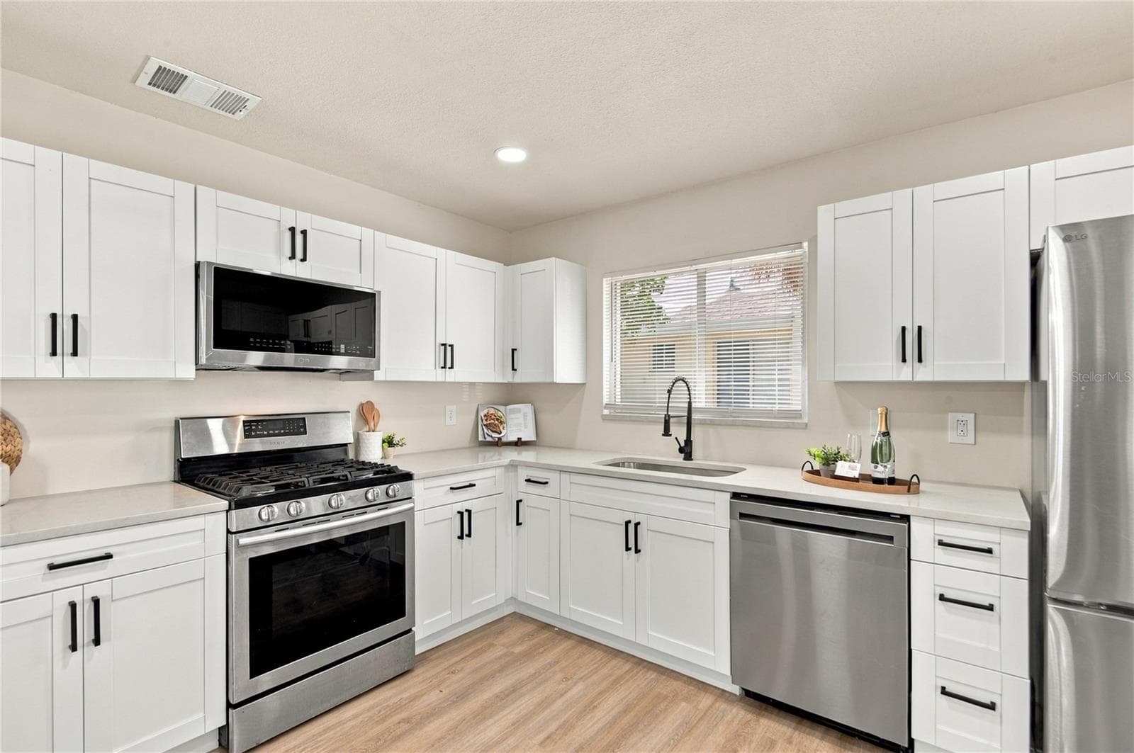 Single Family Residence at 120 HOLTZ DR, CASSELBERRY, photo 12 of 46