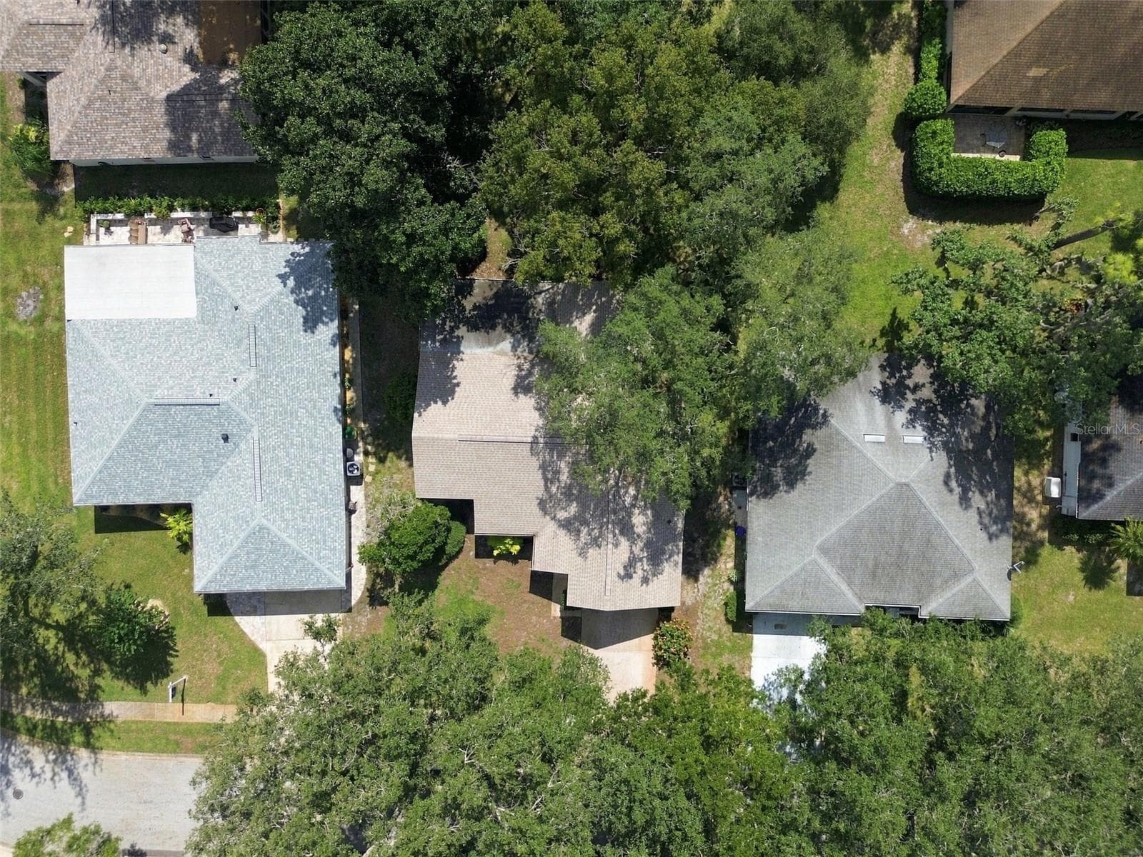 Single Family Residence at 3554 OAK LAKE DR, PALM HARBOR, photo 33 of 49