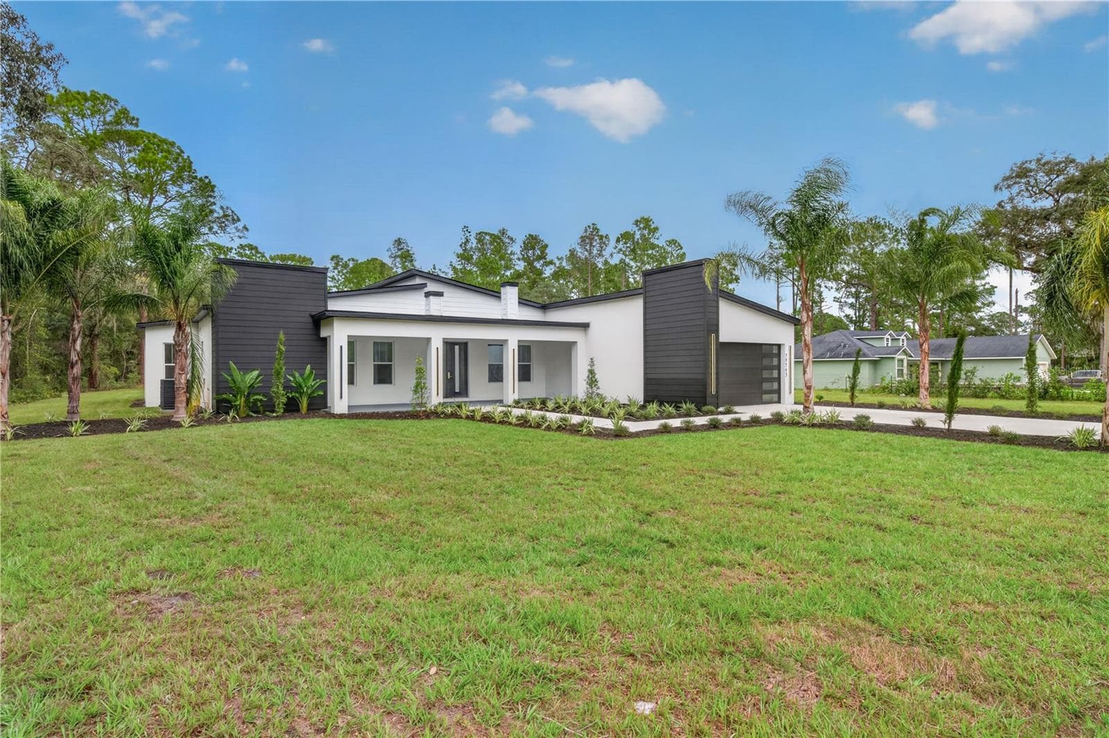 Single Family Residence at 30563 SAFFRON AVE, EUSTIS, photo 2 of 43