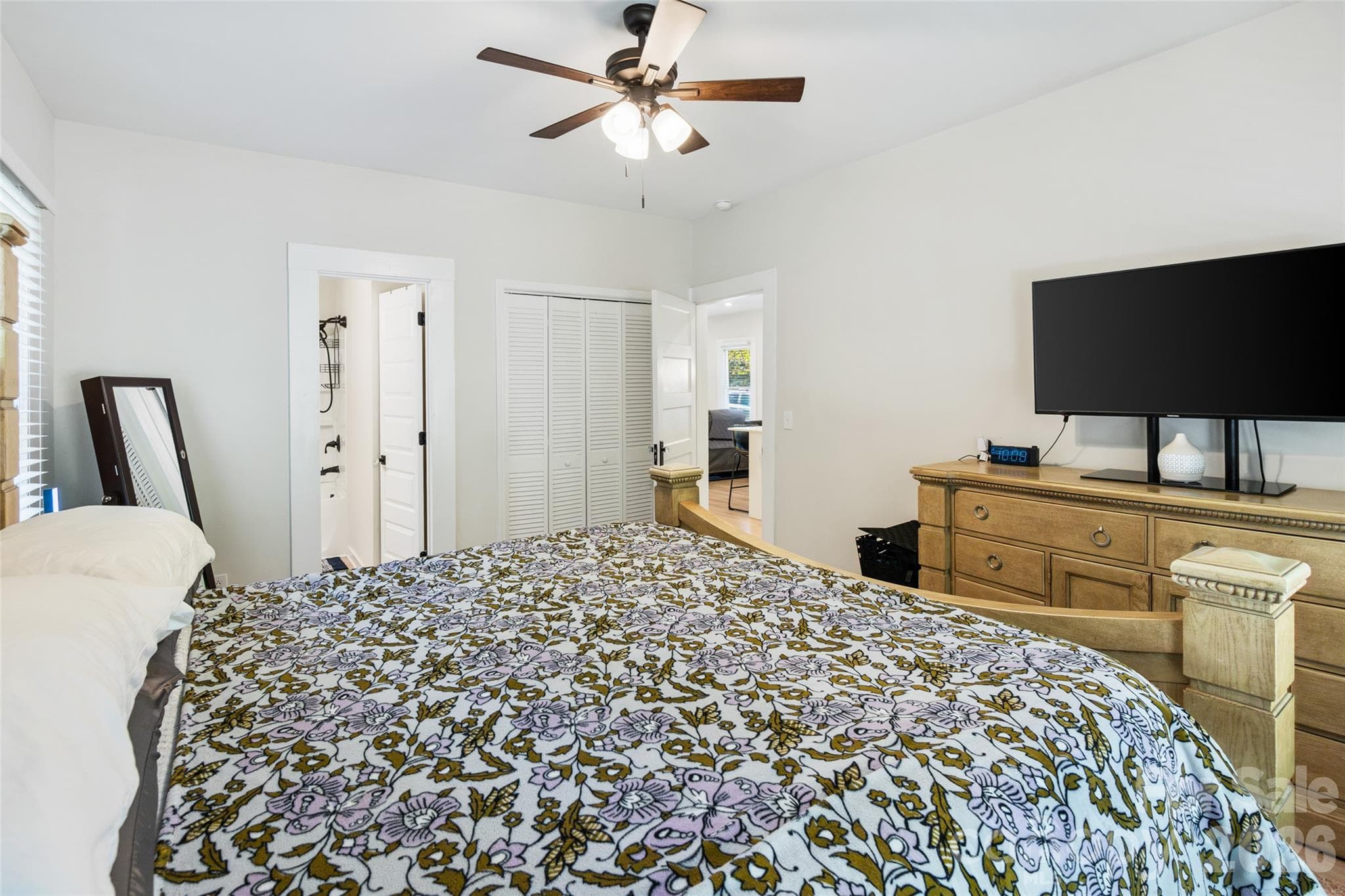 Single Family Residence at 4595 Edgeland Road, Edgemoor, photo 16 of 35