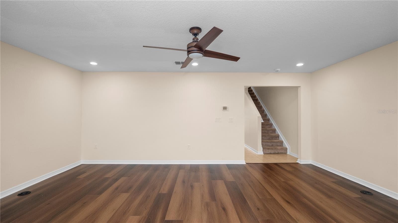 Townhouse at 3741 WOODBURY HILL LOOP, LAKELAND, photo 7 of 36