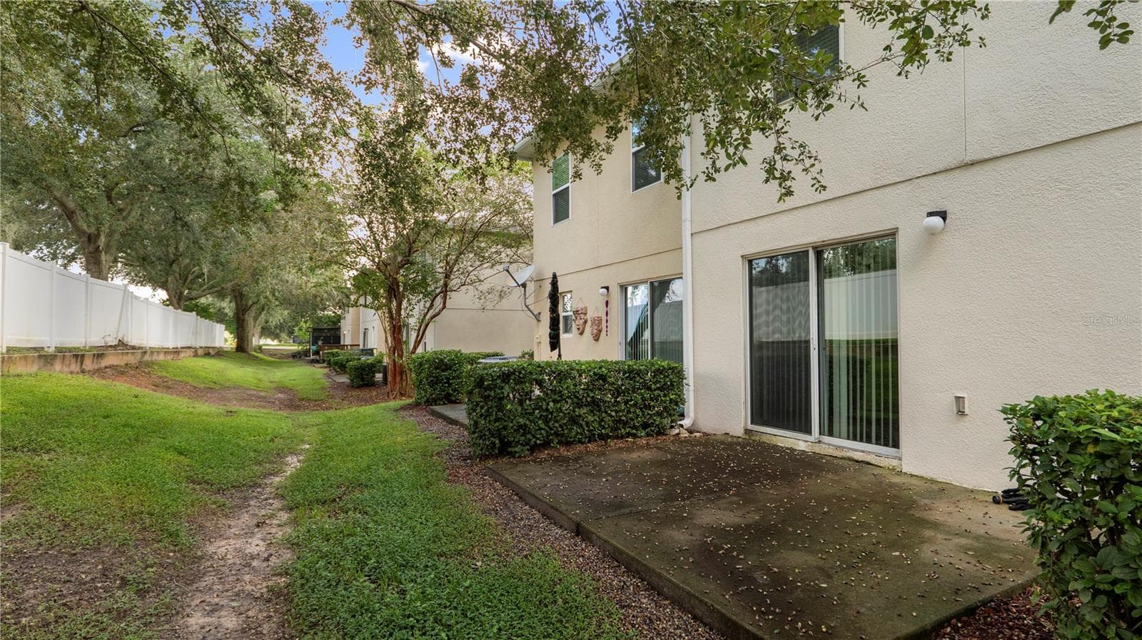 Townhouse at 3741 WOODBURY HILL LOOP, LAKELAND, photo 32 of 36